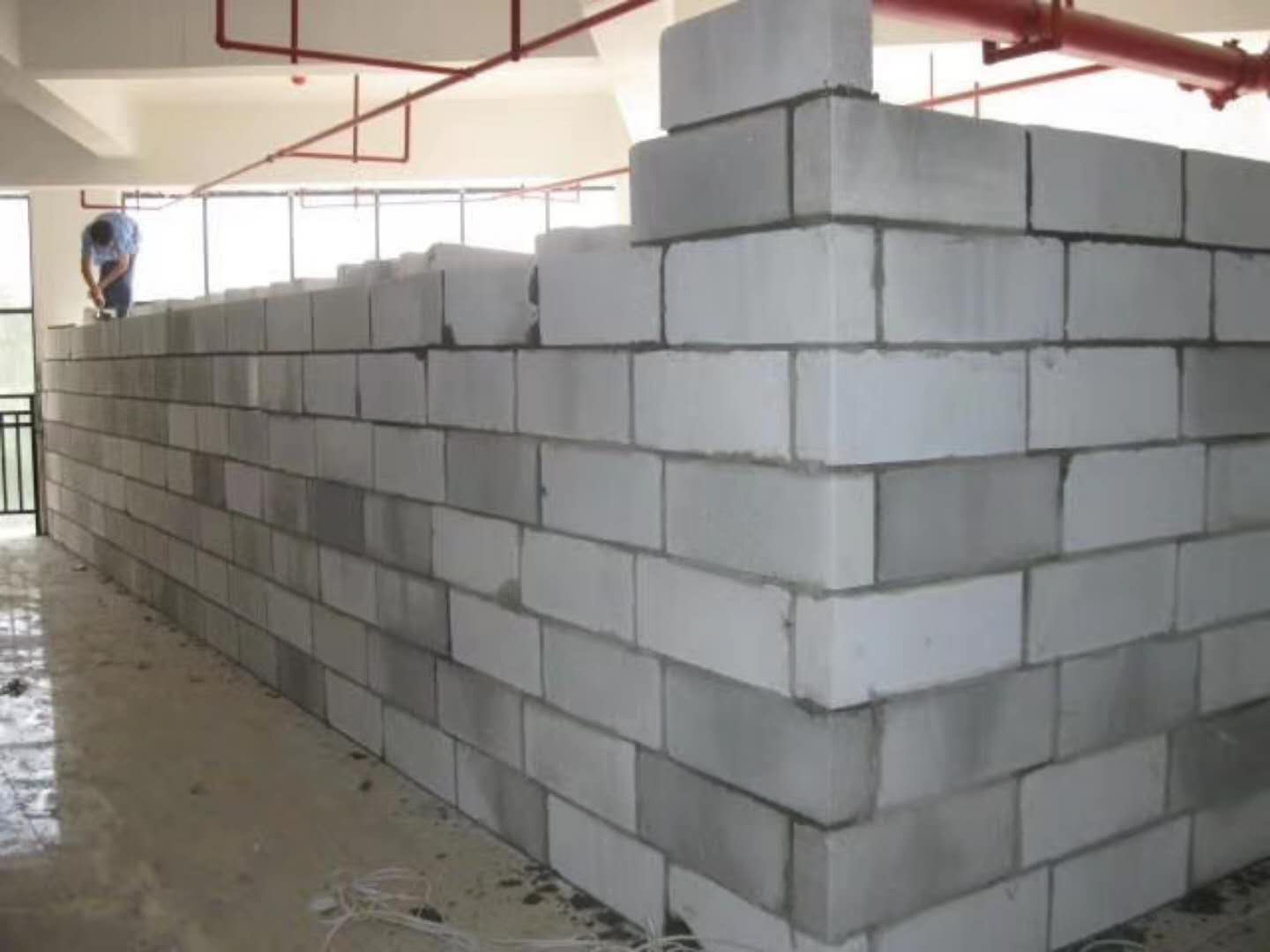 五寨蒸压加气混凝土砌块承重墙静力和抗震性能的研究